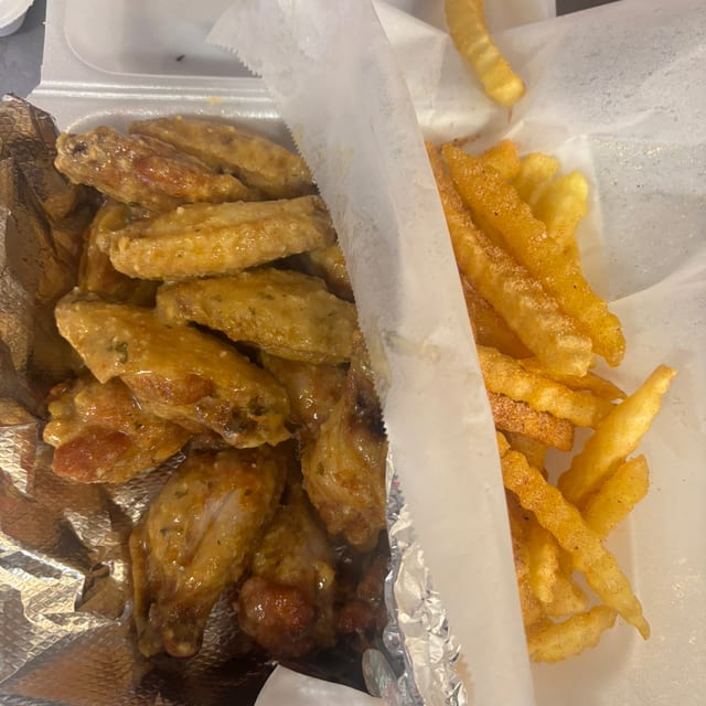 Philly Flyers Wing Box.
